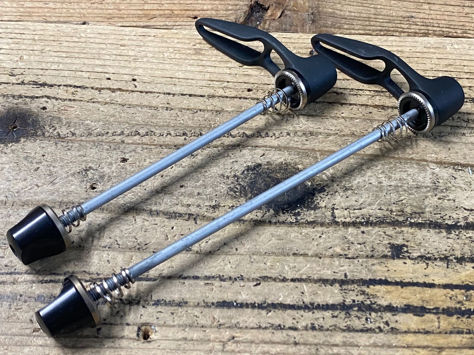 KF885 DT SWISS RWS クイックスキュワー 100x130mm スチールシャフト