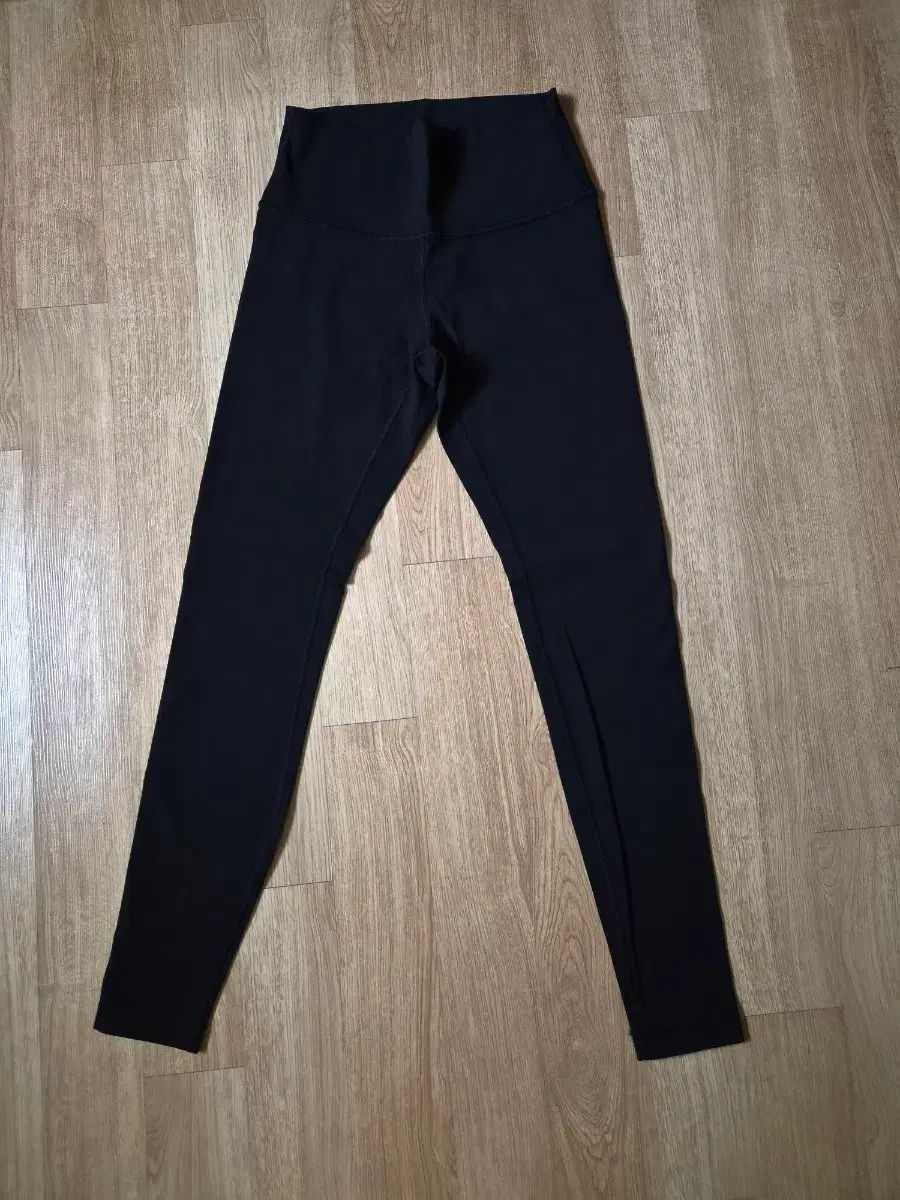 (新品 正規品) アメリカ購入 ルルレモン 黒 レギンス 6サイズ