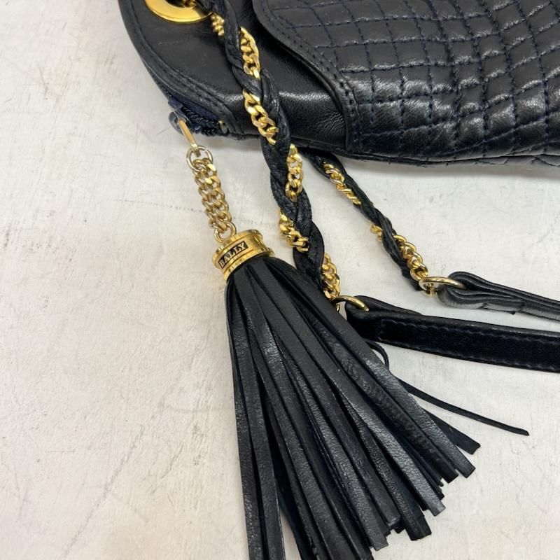 バリー キルティング チェーン ショルダーバッグ ゴールド金具
