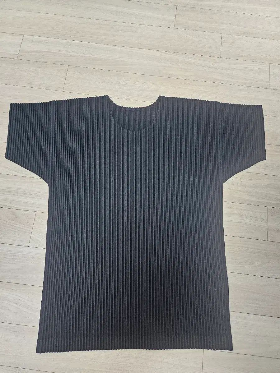 オムプリッセ 半袖Tシャツ 4サイズ