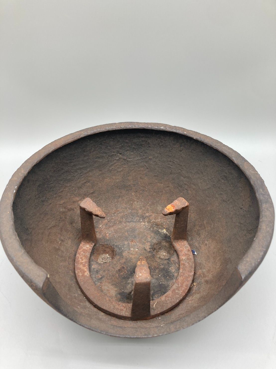 8-0610-13 風炉釜 火鉢 鋳鉄 鉄器 アンティーク釜 鉄 茶釜 茶道具 重量
