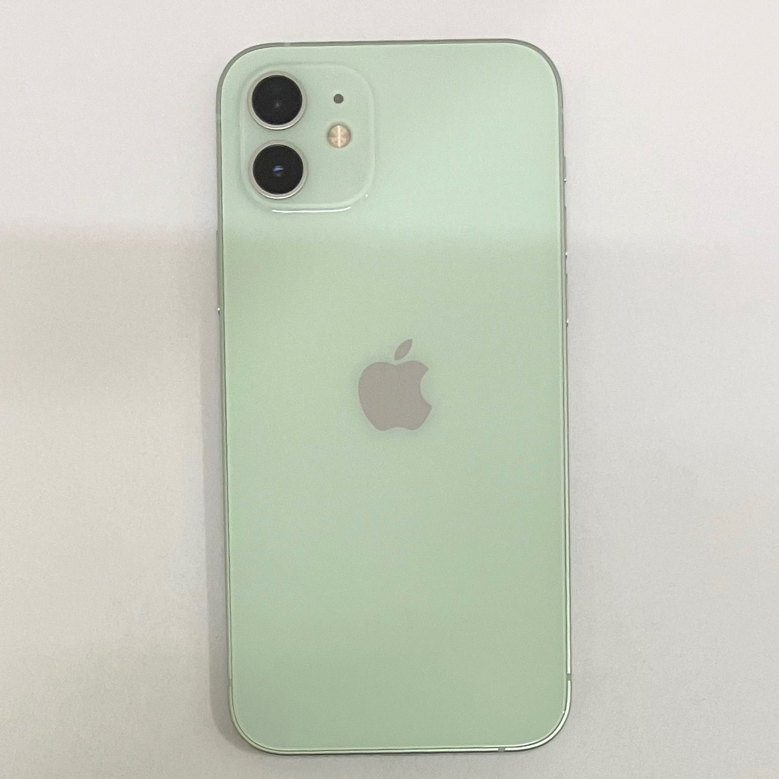 美品】iPhone12 256GB グリーン SIMフリー - メルカリ