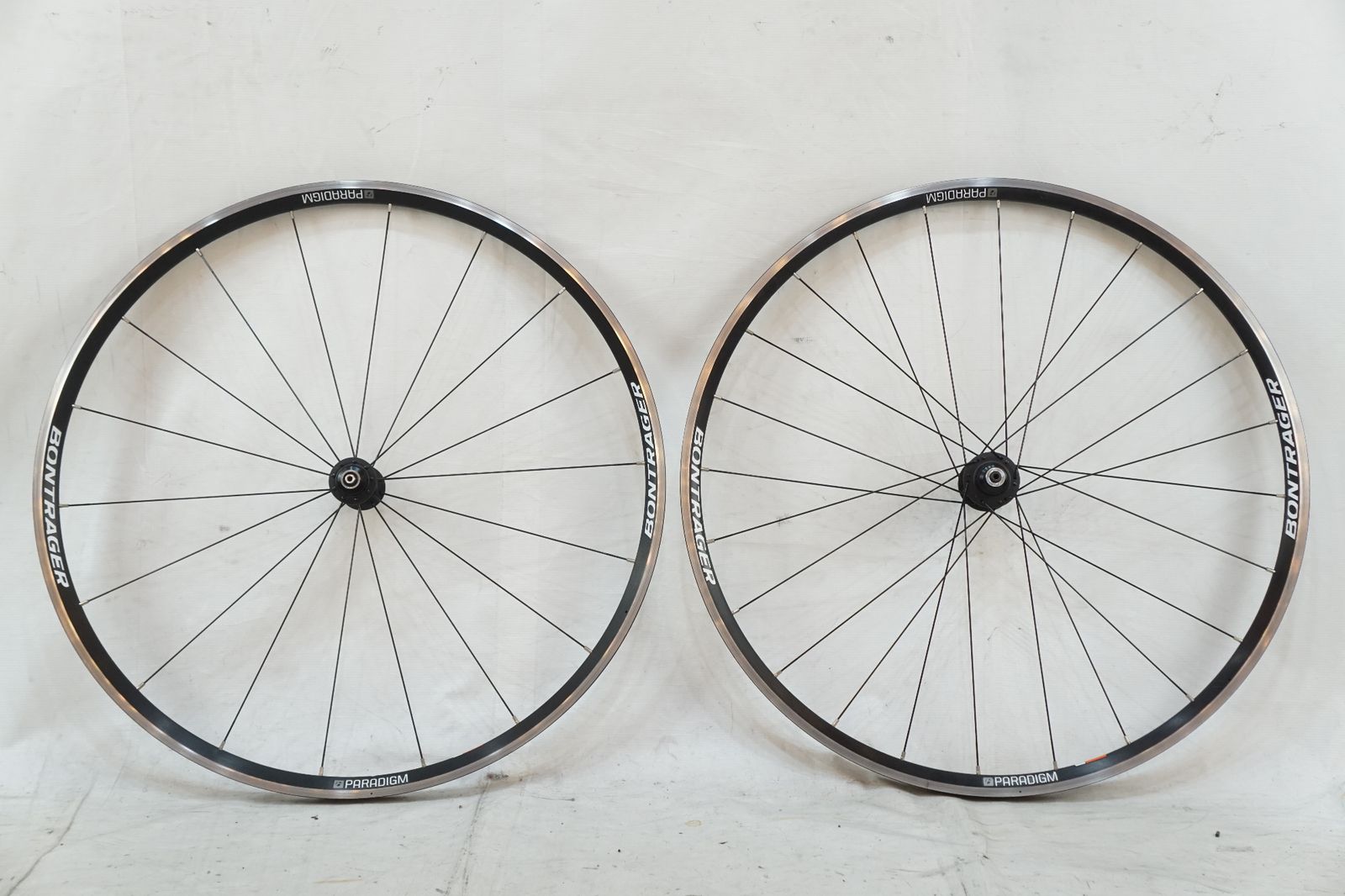 BONTRAGER 「ボントレガー」 PARADIGM TLR シマノ11速 ホイールセット / バイチャリ浦和ベース