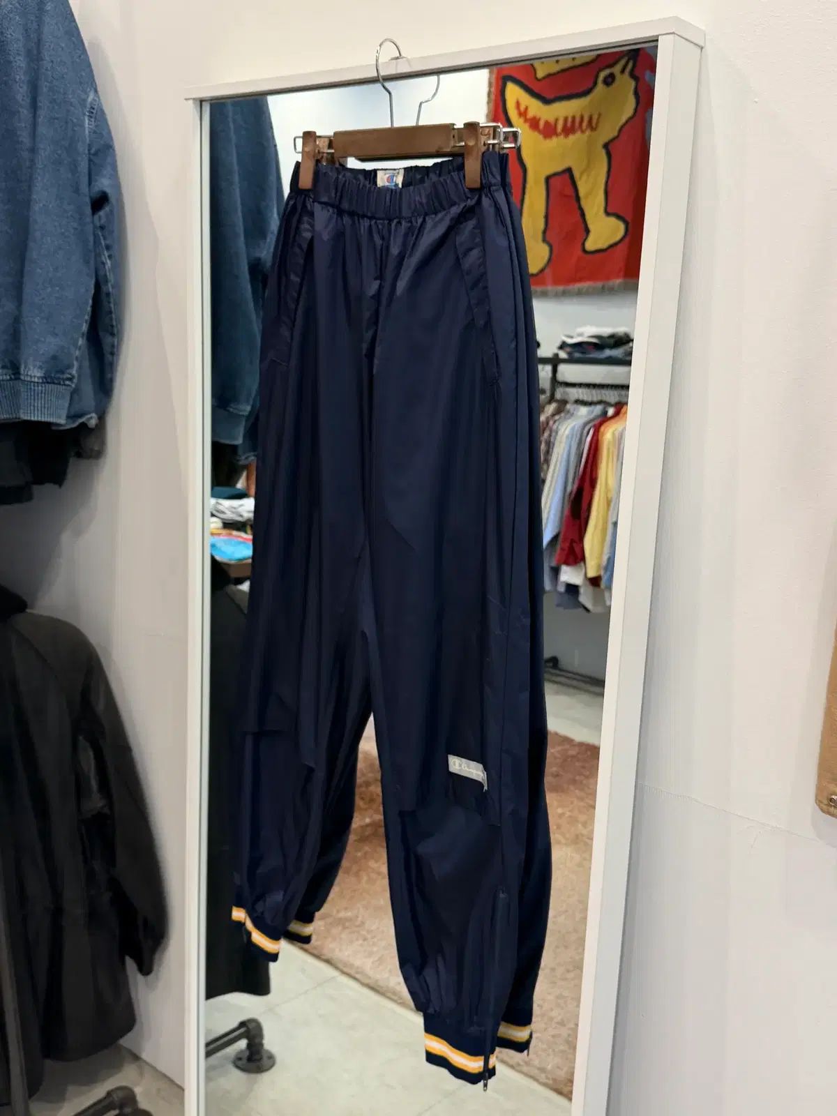 90s Champion チャンピオン ナイロン トラック パンツ (made Japan)