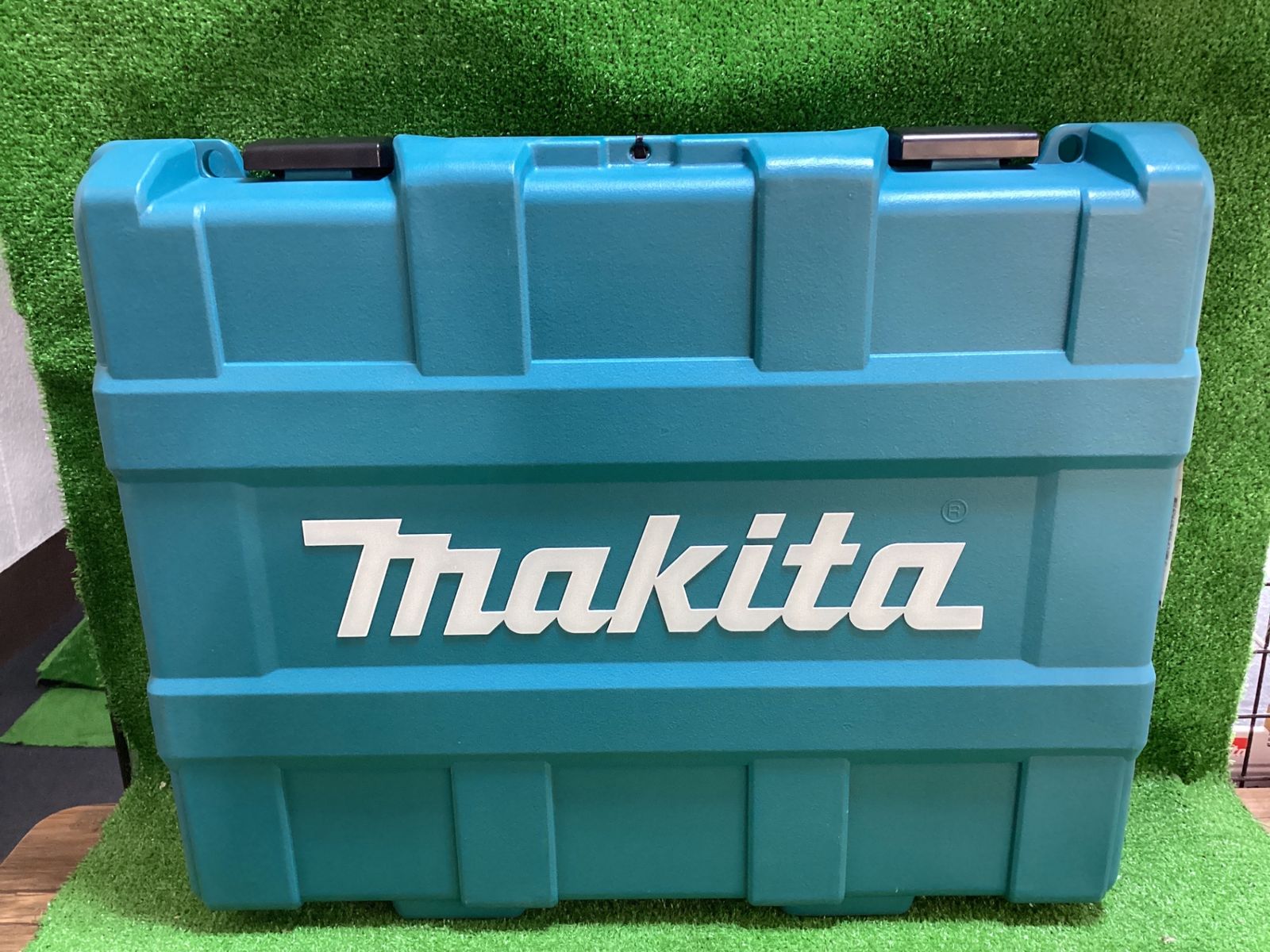 【未使用】マキタ TC300DRG 18V充電式圧着機 バッテリ 1個・充電器※現状品 ケースに傷・擦れ有⑦(テ-145)