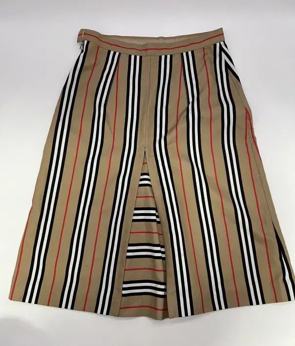 正規品 55 BURBERRY バーバリー スカート ロングスカート (8017118)