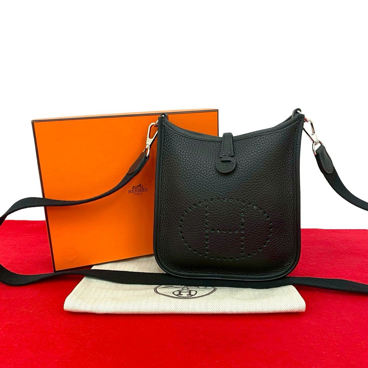 未使用保管品 箱 袋付き U 刻印 HERMES エルメス エヴリン TPM トリヨンクレマンス レザー 本革 ミニ ショルダーバッグ ブラック 64620