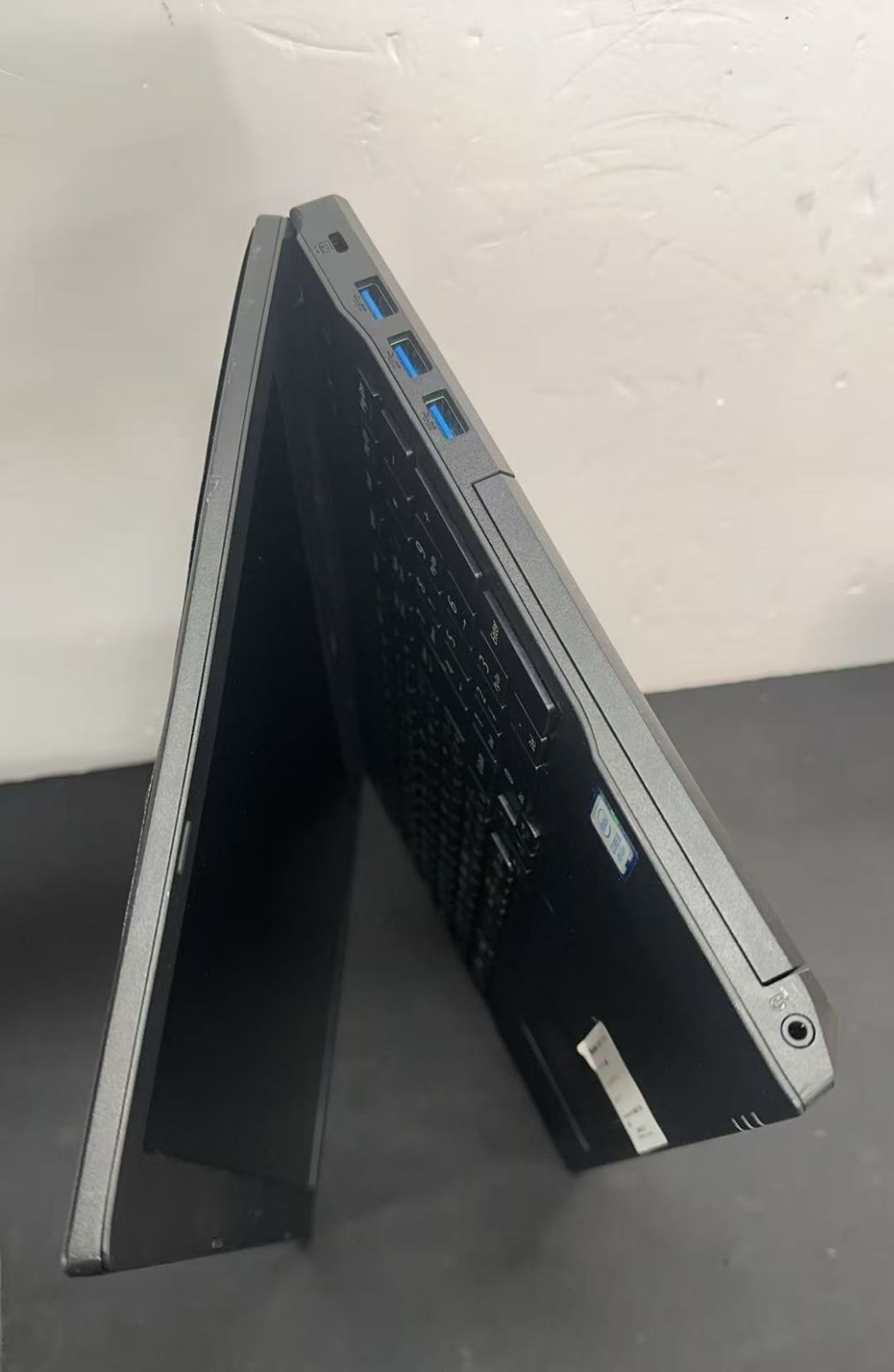 NEC VersaPro VKT16X-4（PC-VKT16XZG4）/ Core i5-8250U ++924374