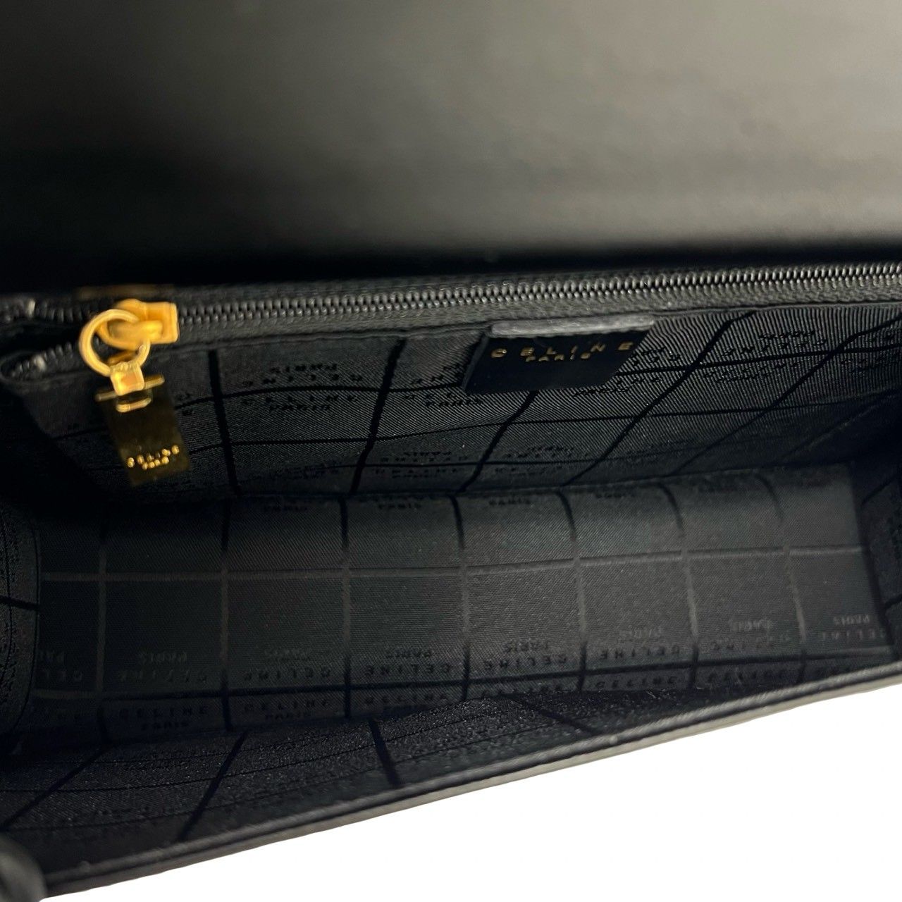 極 美品 希少品 保存袋付 CELINE セリーヌ サルキー ロゴ 馬車金具 