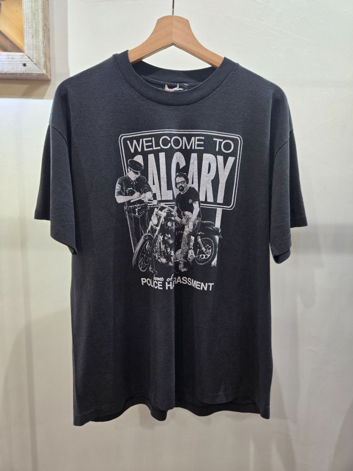 1990's Calgary　Good Print T-Shirt　SIZE : L　バイク　Tシャツ　フォト　ハーレー　バイカー　90s 80s
