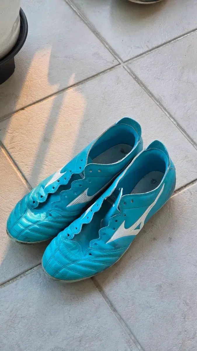 ミズノ サッカーシューズ アクアブルー 280