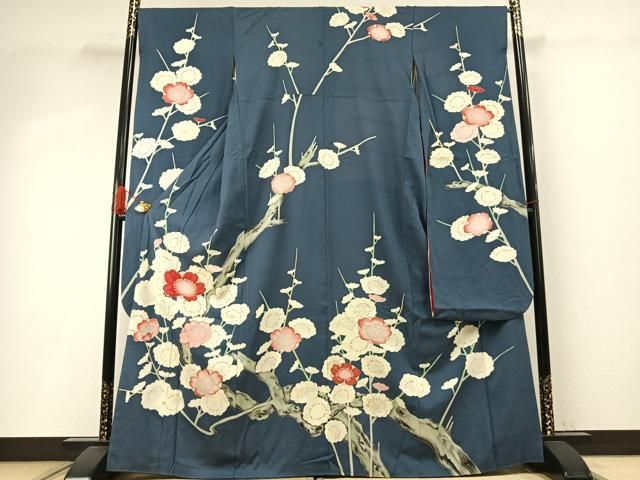 平和屋着物●豪華振袖　駒刺繍　枝花文　金彩　正絹　逸品　AABI8910fy