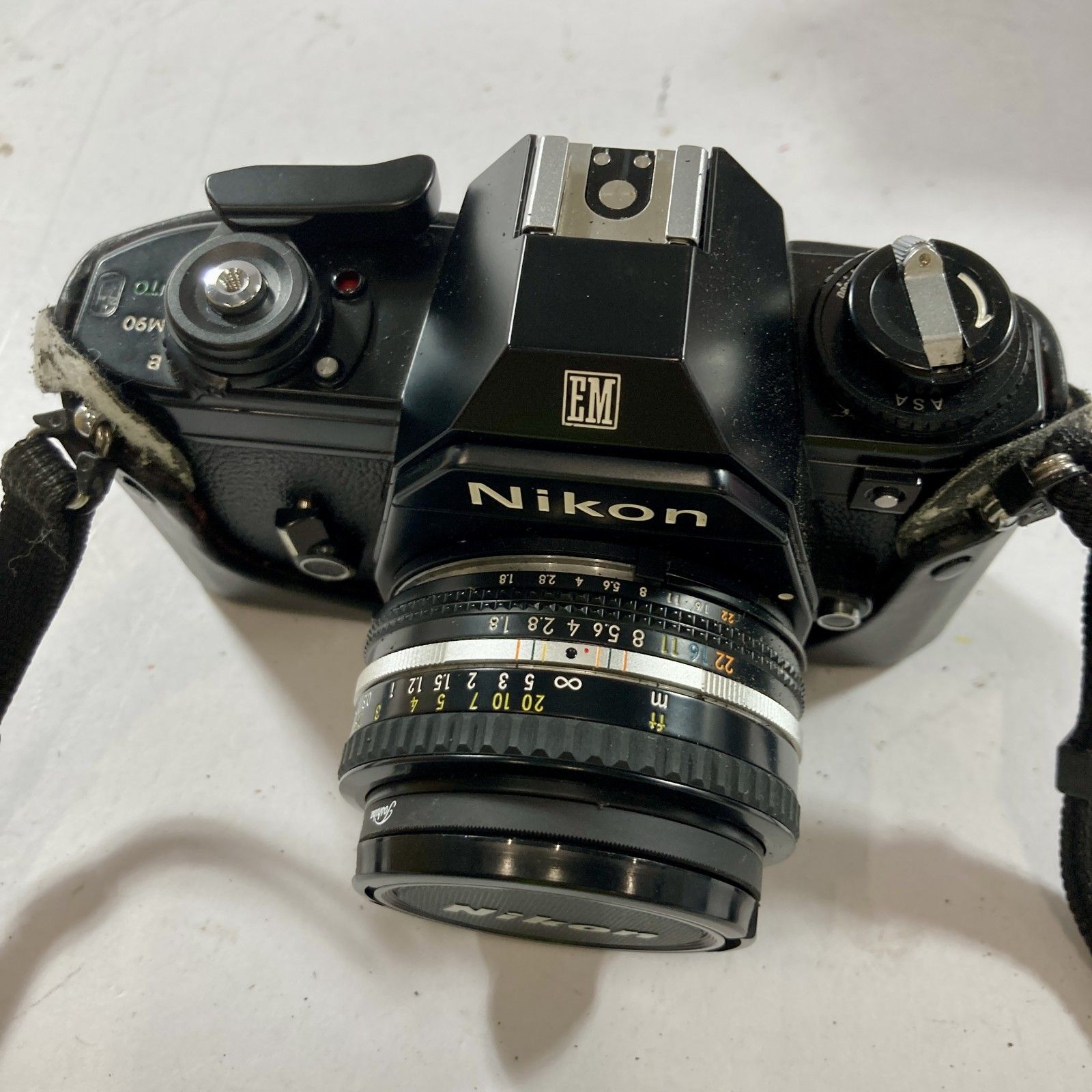 Nikon EM 一眼レフカメラ Nikkor 50mmレンズ付き動作未確認 Nikon F