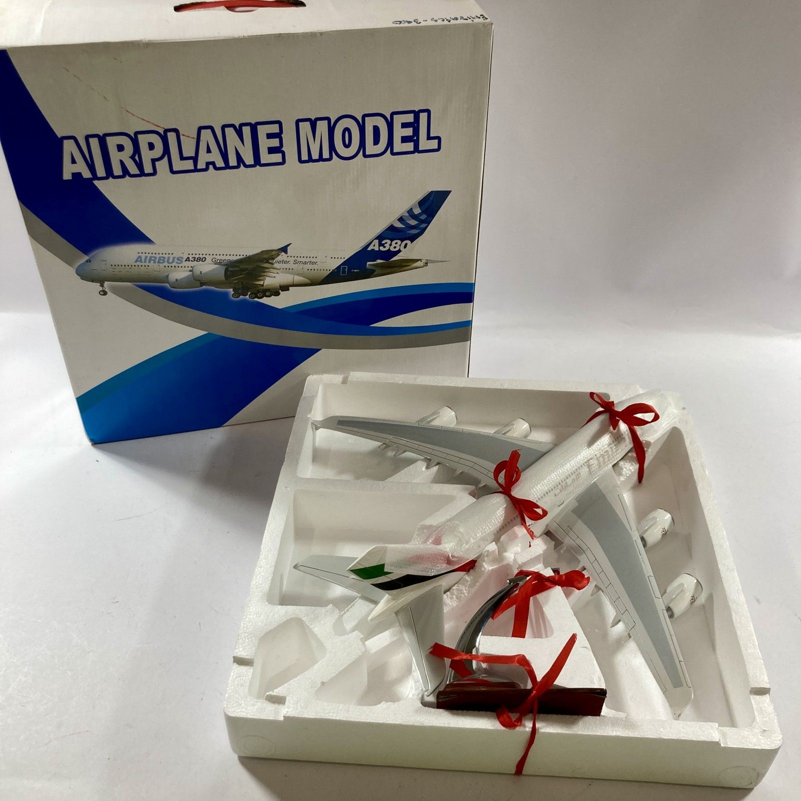 ★ AIRPLANE MODEL エアバス A380 ダイキャスト模型 乗客航空機モデル 飛行機 約43cm 現状品