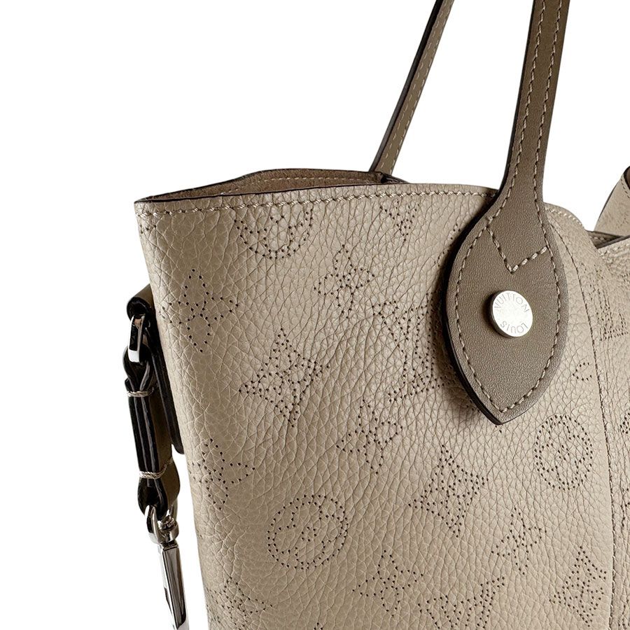 ルイ ヴィトン LOUIS VUITTON ショルダーバッグ モノグラムマヒナ ヒナMM M53140