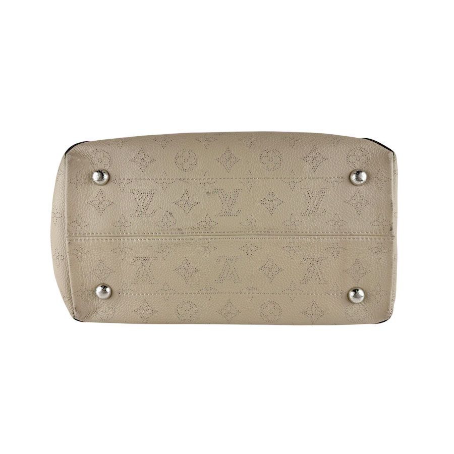 ルイ ヴィトン LOUIS VUITTON ショルダーバッグ モノグラムマヒナ ヒナMM M53140