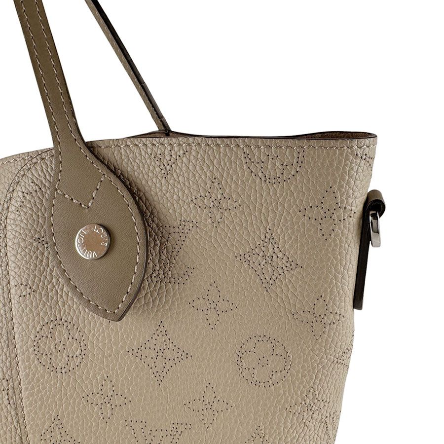 ルイ ヴィトン LOUIS VUITTON ショルダーバッグ モノグラムマヒナ ヒナMM M53140