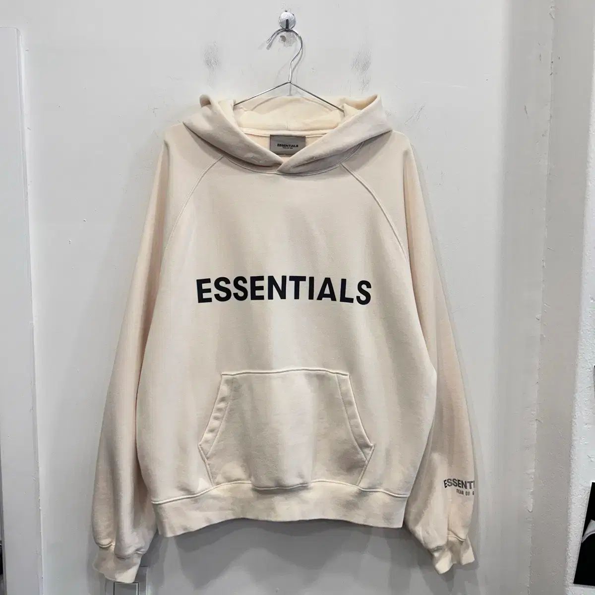 エッセンシャル フィアオブゴッド ビックロゴ ラグラン オーバーサイズ フードTシャツ エッセンシャル フィアオブゴッド ビックロゴ ラグラン オーバーサイズ フードTシャツ