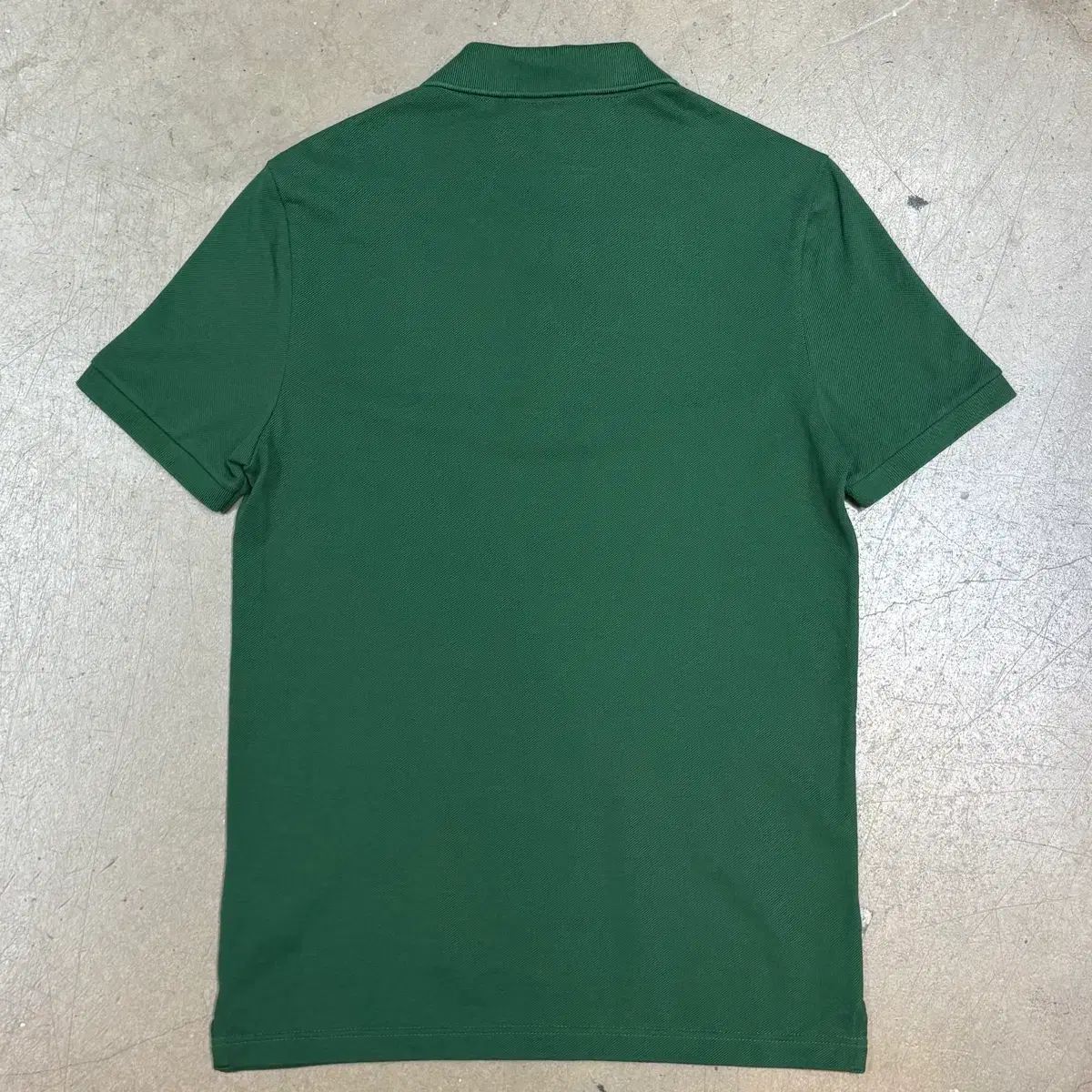 新品 ラコステ グリーン KARA 半袖Tシャツ 4(M) 新品 ラコステ グリーン KARA 半袖Tシャツ 4(M)