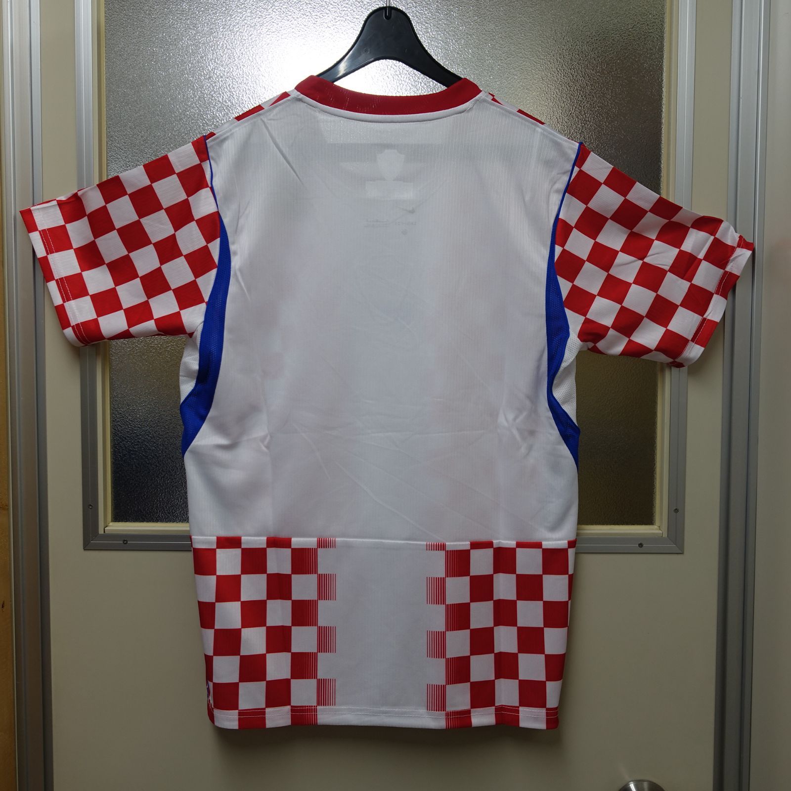 新品未使用　ナイキ　Nike クロアチア代表 2026 ホーム レプリカ ユニフォーム インターナショナルMサイズ