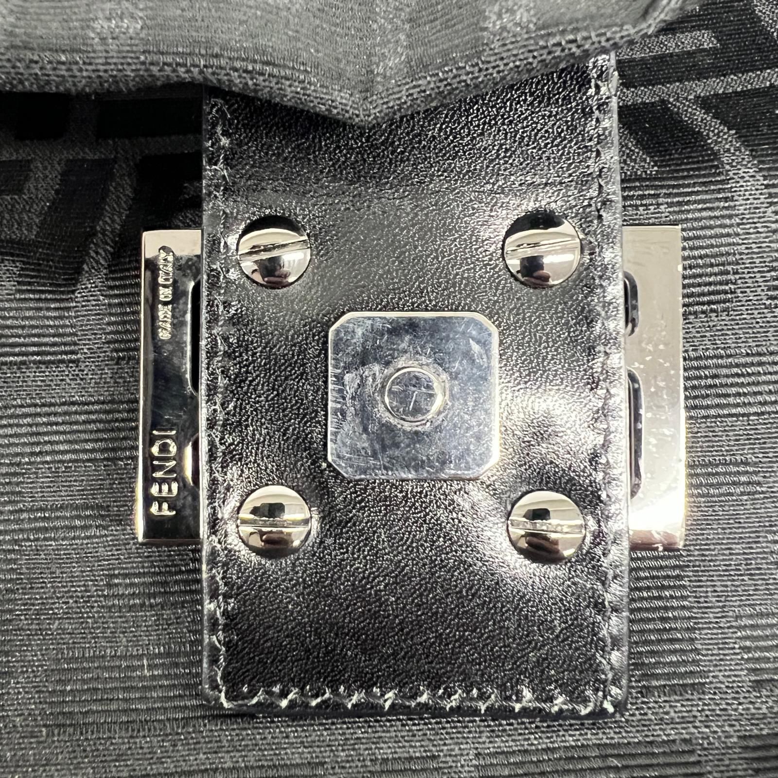FENDI 希少 美品 フェンディ マンマバケット ズッカ ショルダーバッグ 