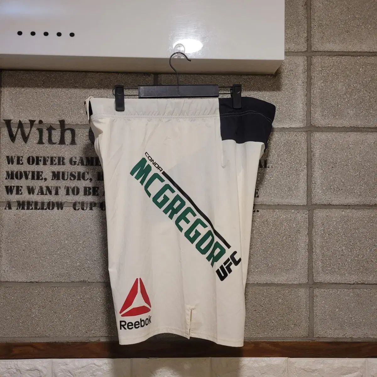 リーボック UFC マックレガー ショーツ 38