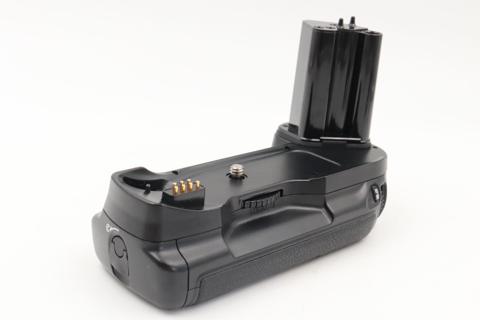 NIKON マルチパワーバッテリー パック、MB-15 (F100用グリップ) 美品