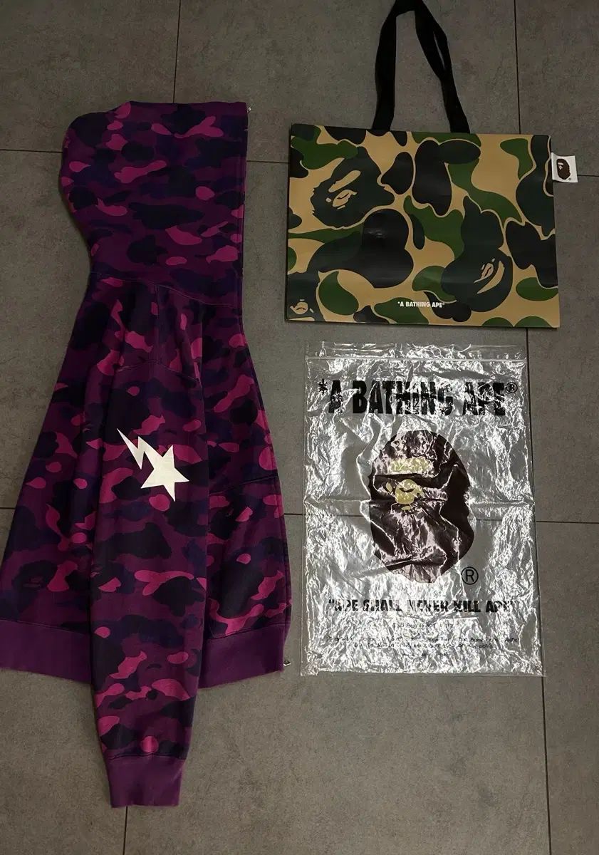 A BATHING APE(R) パープル スターカモ ジップアップ