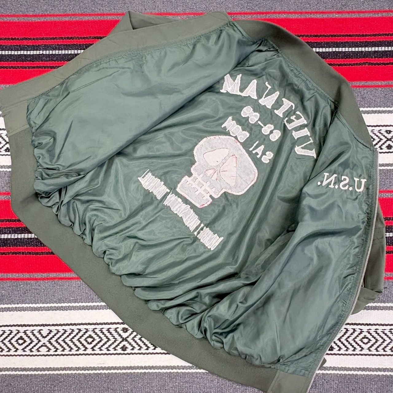 新品◎スカル×VIETNAM刺繍【フライト ジャケット】MA-1ミリタリー