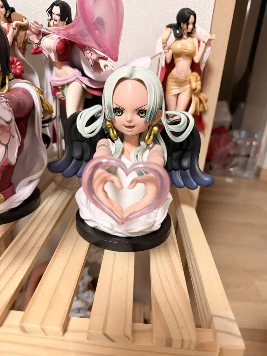 ONE PIECE SAERA フィギュア 一番くじ ラストワン