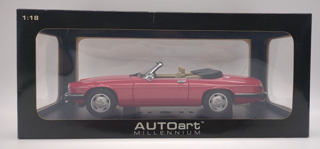 AUTOart 1/18MILLENNIUM Jaguar XJ-S Cabriolet(RED) 73572