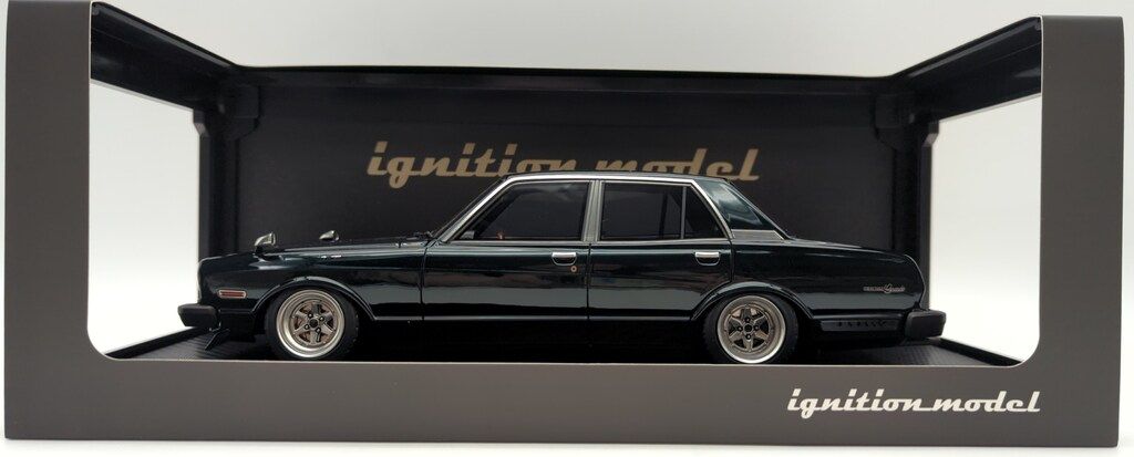 ignition model 1/18レジン製 Toyota MarkII Sedan Grande (MX41) Green Metallic IG3429