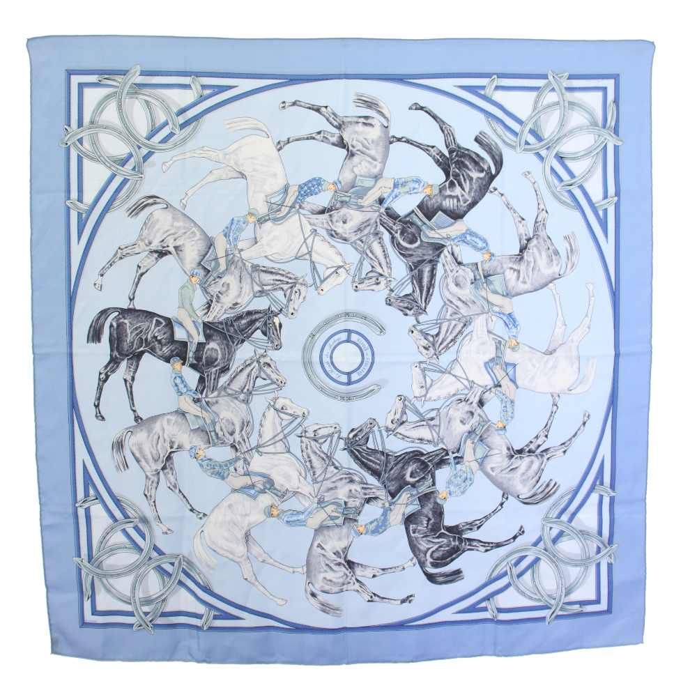 エルメス HERMES La Ronde des Jockeys カレ90 スカーフ シルク 総柄 水色 /TK ■OH
