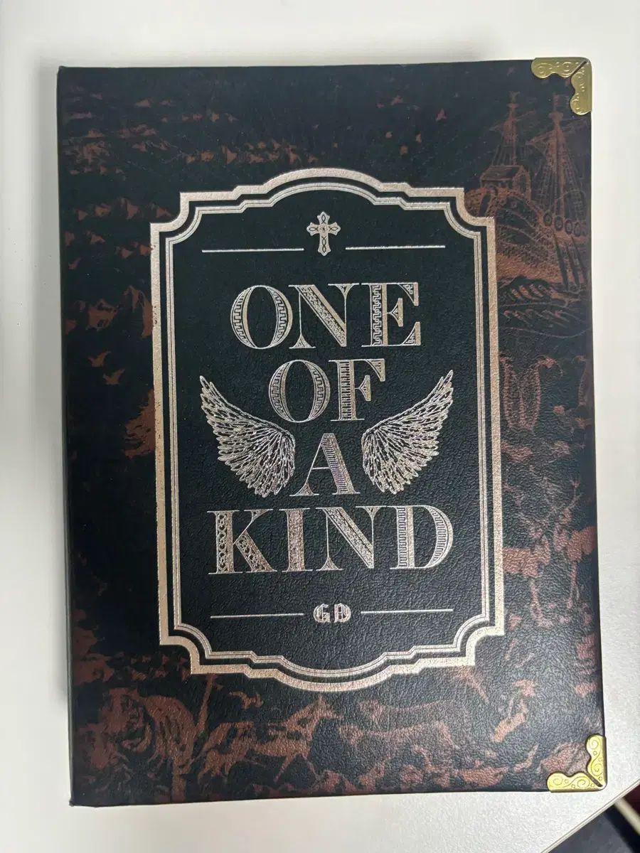 G-DRAGON（ジードラゴン） ONE OF CA アルバム（BRONN 韓国通販 バージョン）