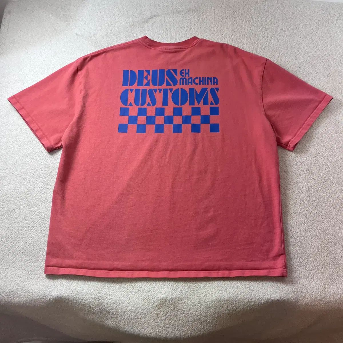 105 デウス エクス マキナ トリップ オーバ 半袖 Tシャツ