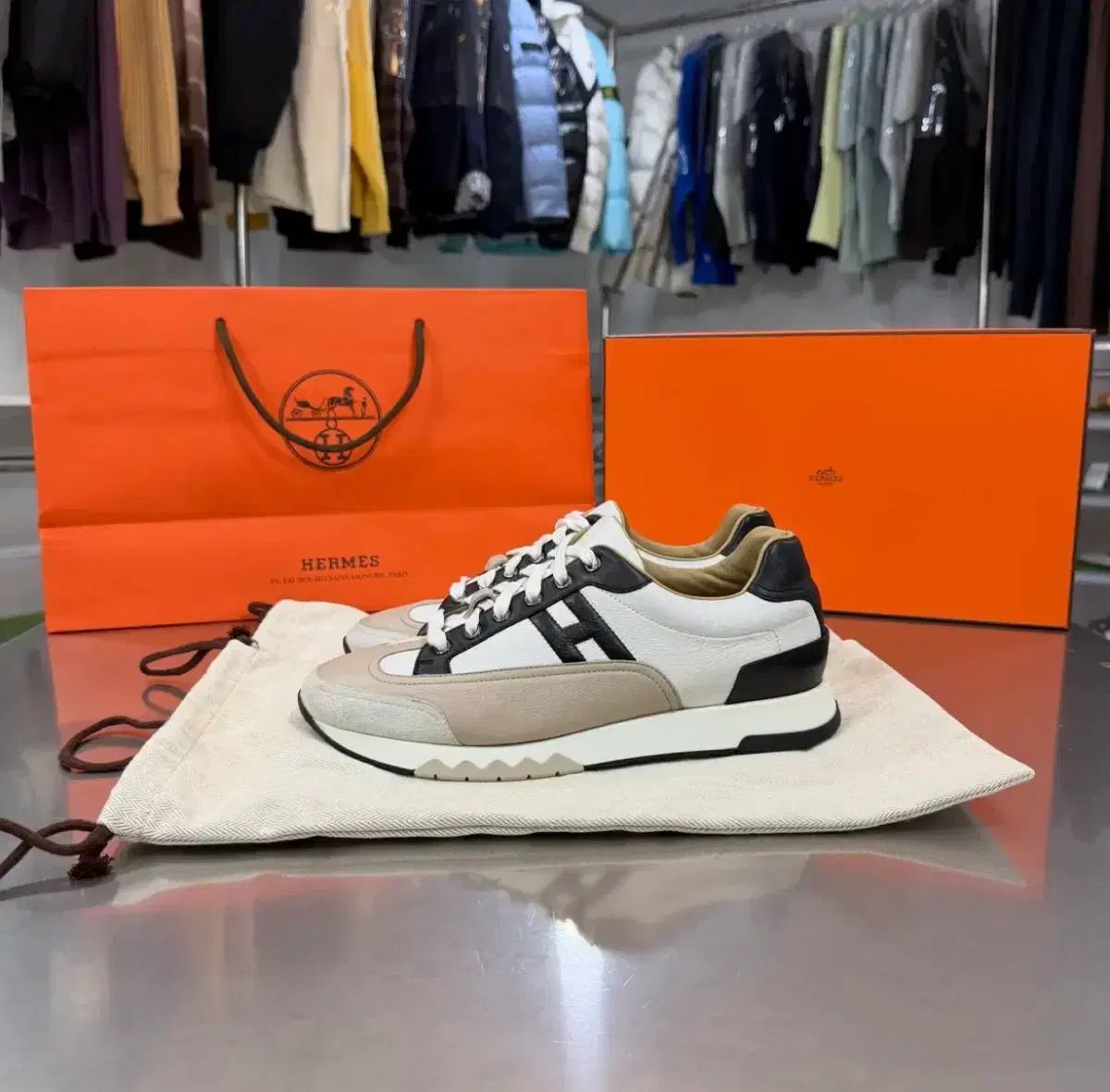 Hermes エルメス トレイル スウェード カーフスキン ベージュ スニーカー