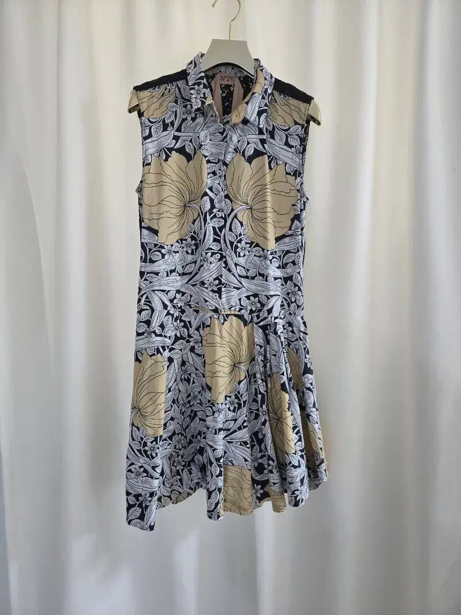 N21 フローラル ONE PIECE