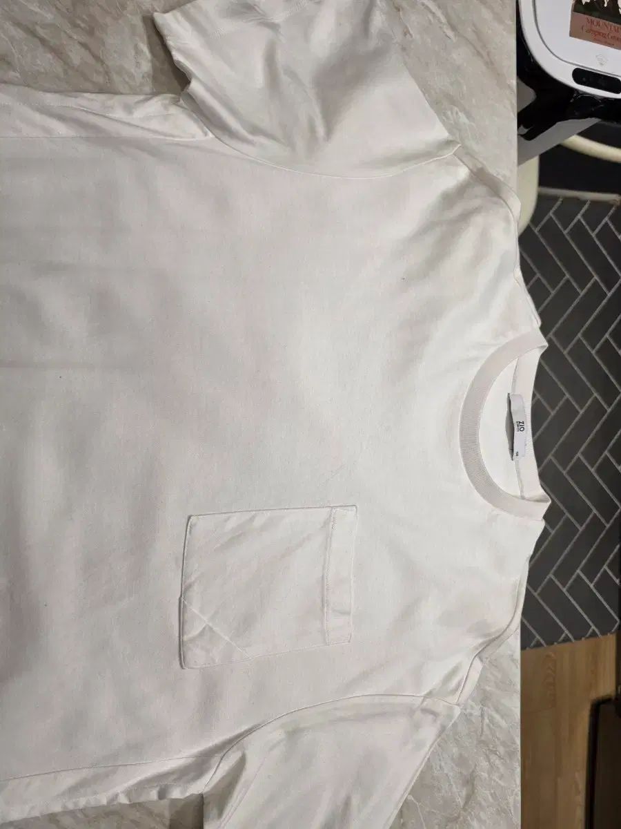 ZIOSONGZIO ポケット 半袖 Tシャツ 白