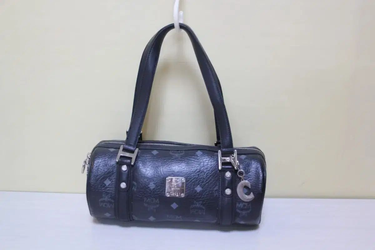 MCM エム シー エム 正規品 バッグ