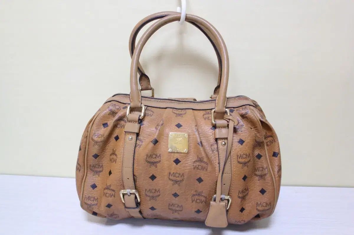 MCM エム シー エム 正規品 品
