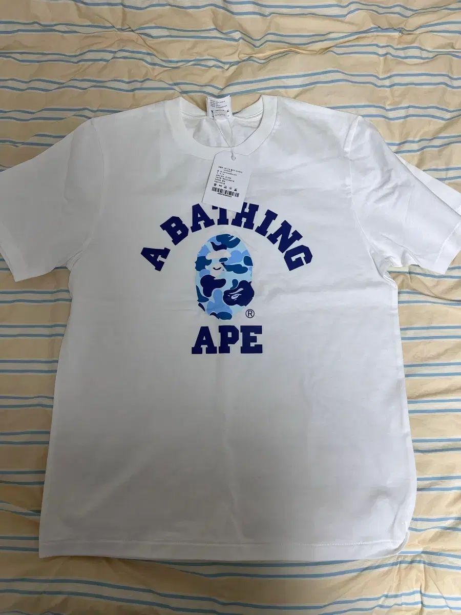 (タグも外してない) ベイプ カモ カレッジ半袖Tシャツ