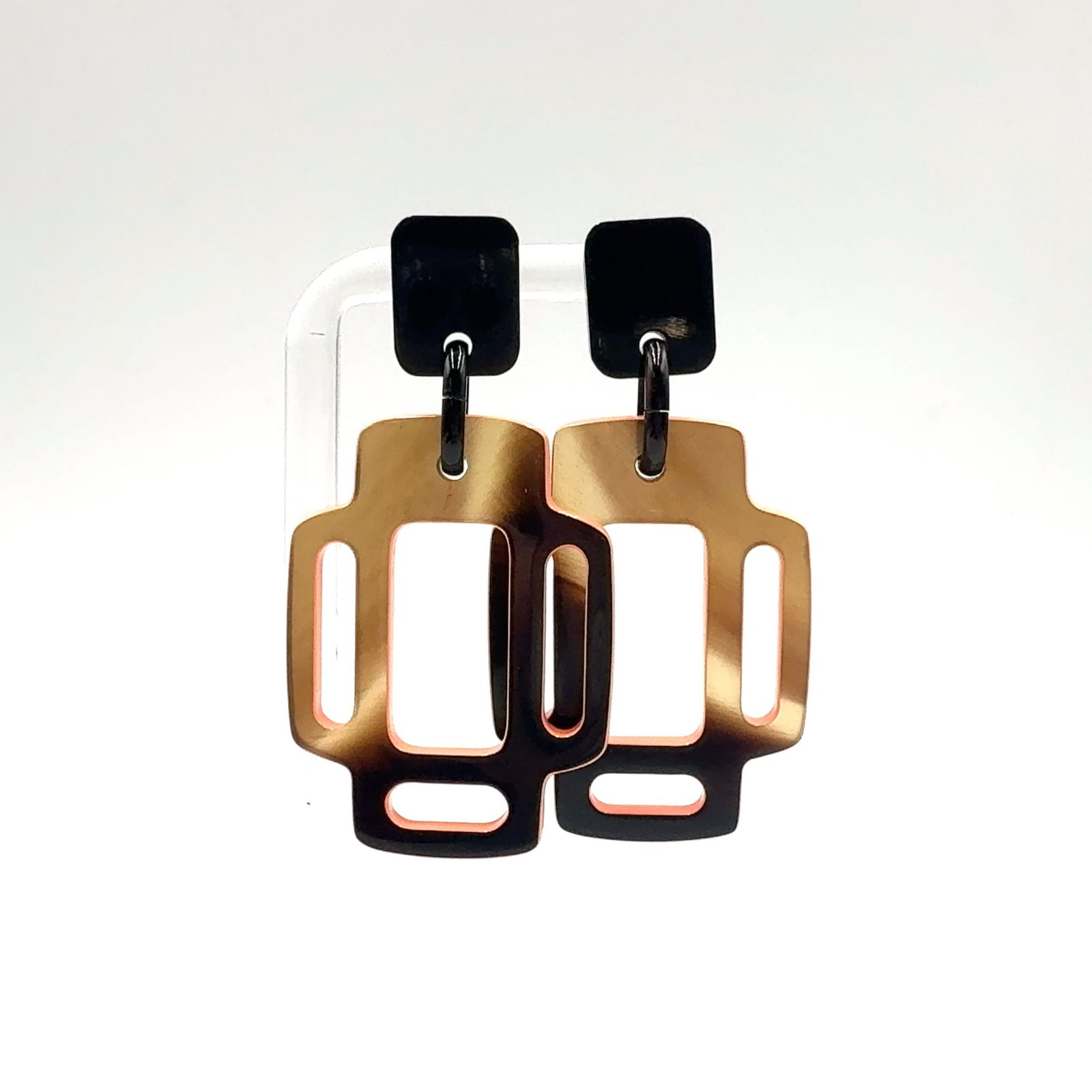 【新着】HERMES リズム 左右キャッチ仕様相違 メタル、バッファローホーン ゴールド、シルバー、ブラウン ピアス