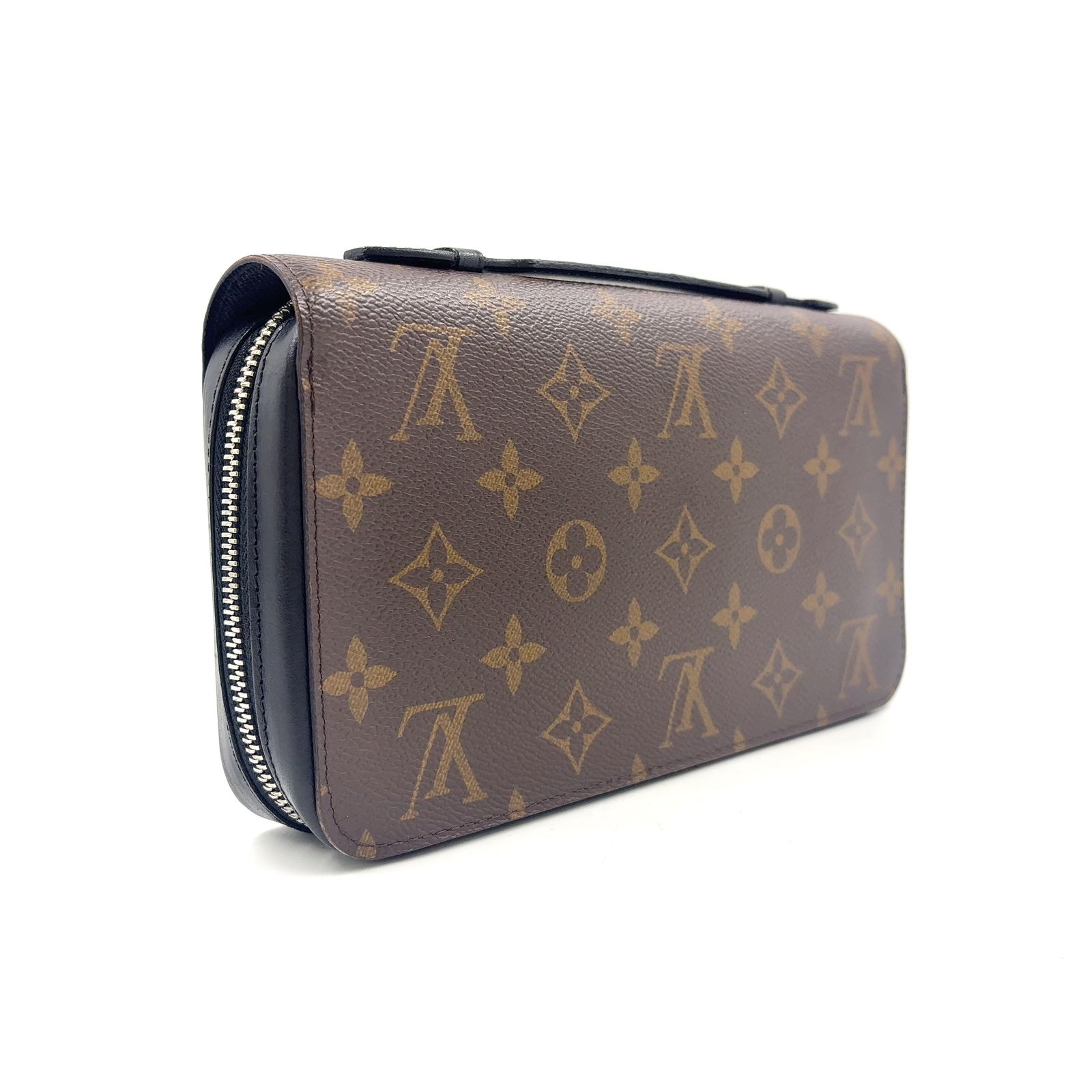 新着】LOUIS VUITTON ジッピーXL モノグラムマカサー モノグラムマカ