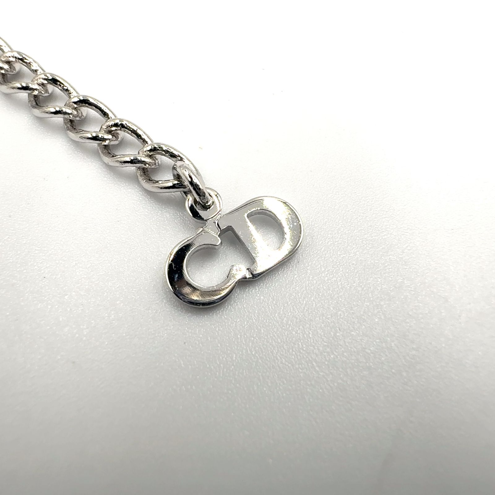 レディース 【新着】Christian Dior Dロゴ クロスモチーフ メタル 