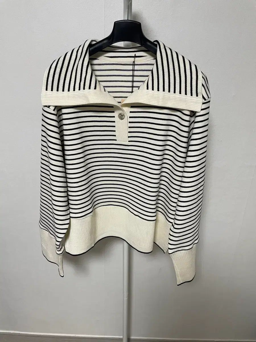 SJSJ Tシャツ (新品)
