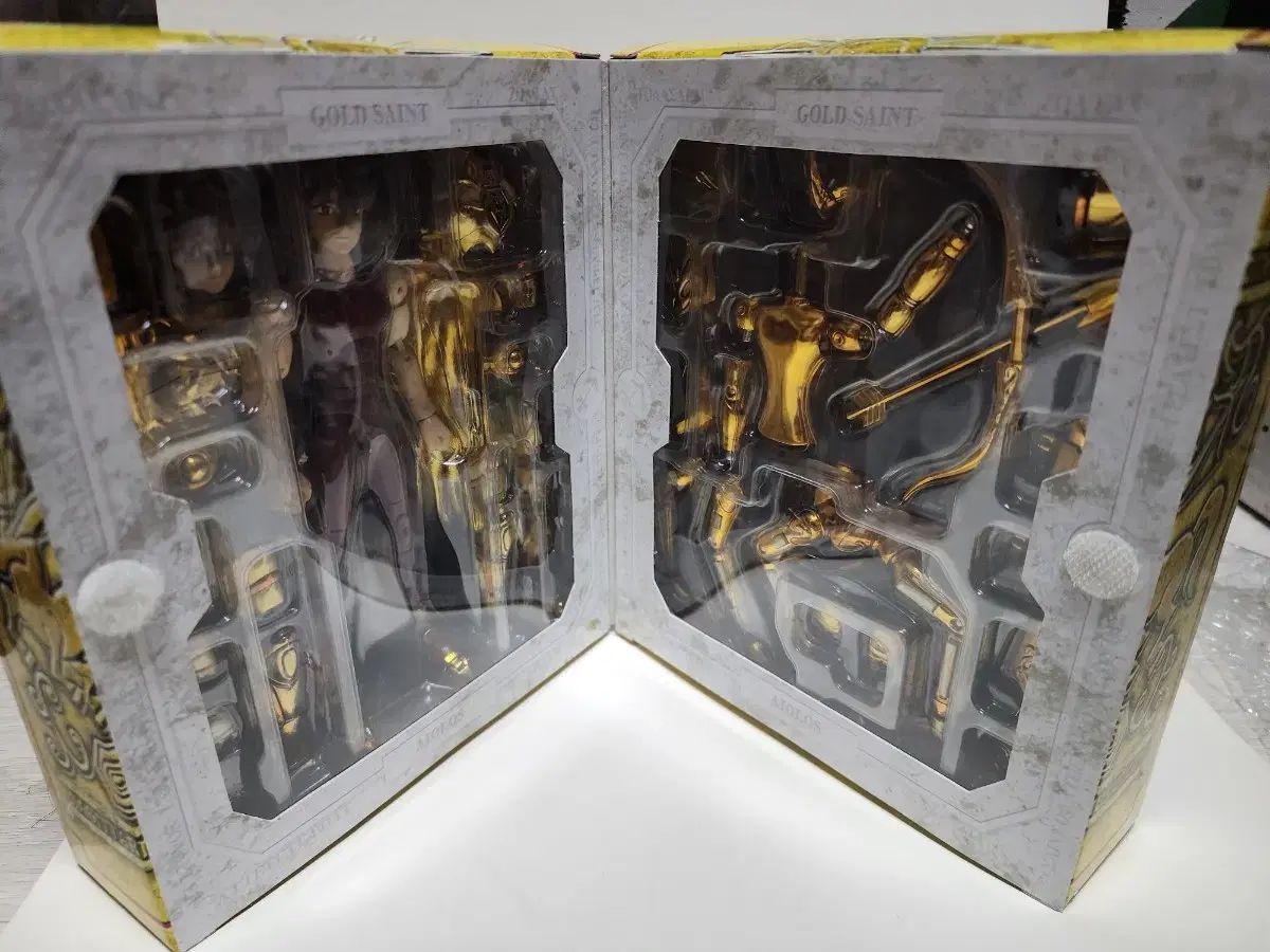 SAINT LUIS フィギュア BANDAI