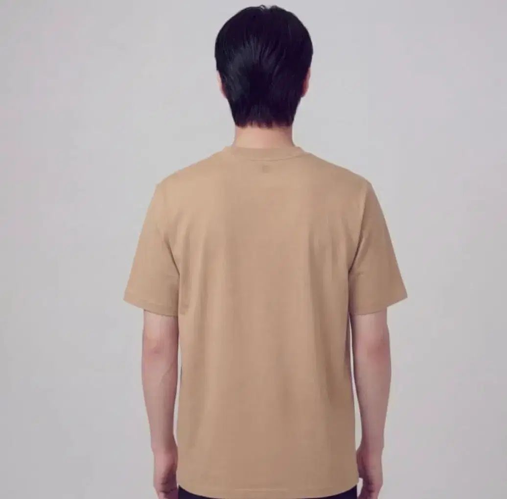 正規品 アミ ド 꾀흐 コットン 半袖Tシャツ (刺繍 ビックロゴ) 半袖Tシャツ 在庫5個あり 正規品 アミ ド 꾀흐 コットン 半袖Tシャツ (刺繍 ビックロゴ) 半袖Tシャツ 在庫5個あり