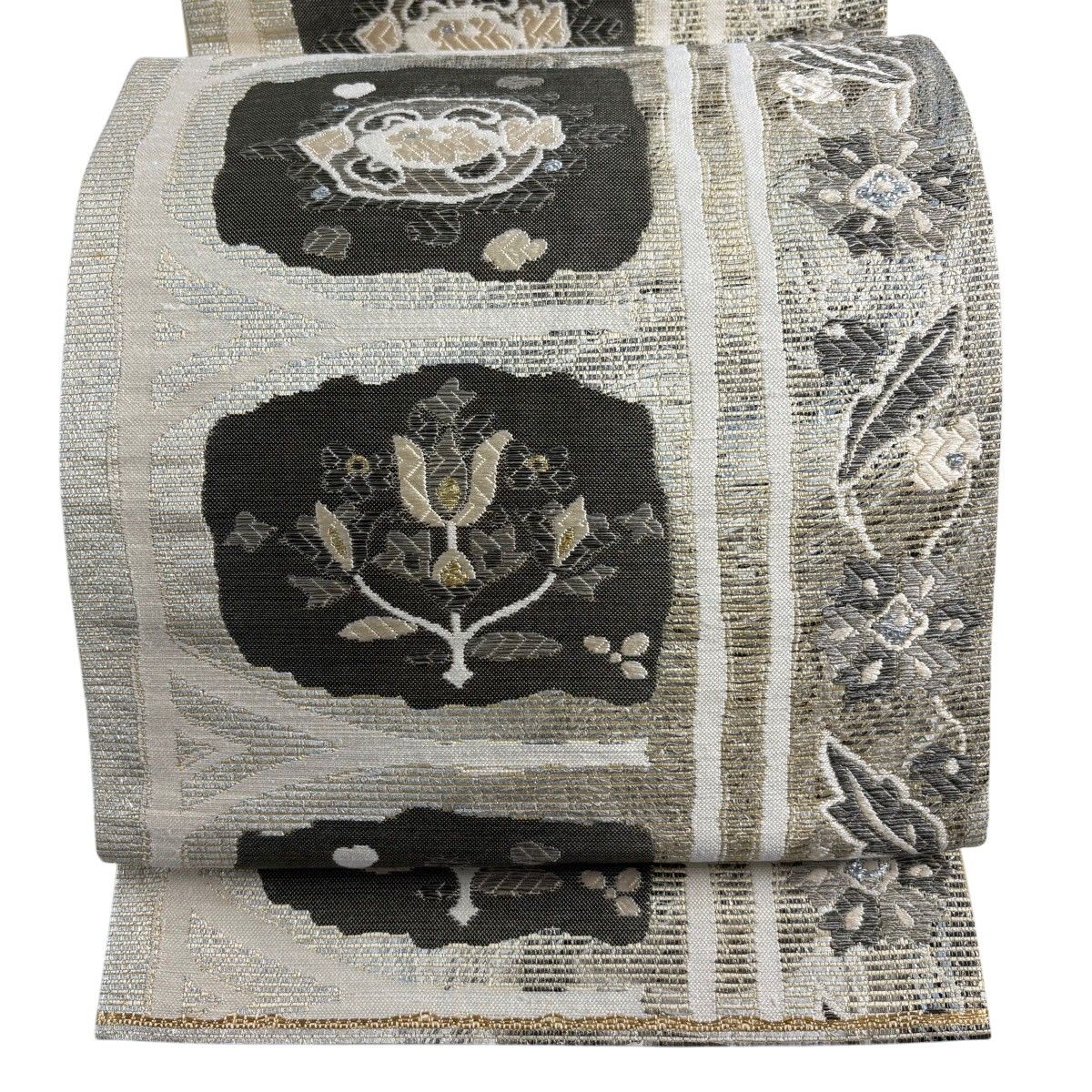 【美品】 袋帯 秀品 草花 箔 ベージュ 六通 正絹 【中古】