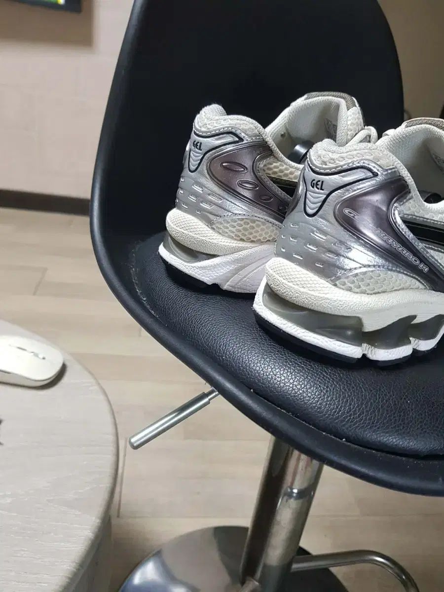 アシックス ゲルカヤノ 14 シルバー（250）