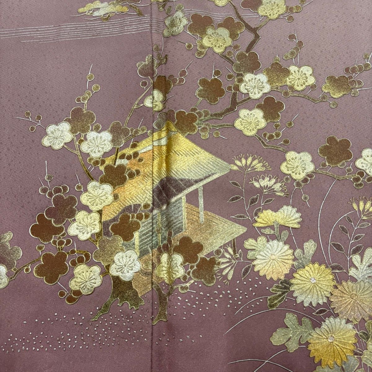 付下げ 身丈161.5cm 裄丈64cm M 袷 和田光正 落款 松梅 建物 金銀彩 ぼかし 薄紫 正絹 名品 【中古】